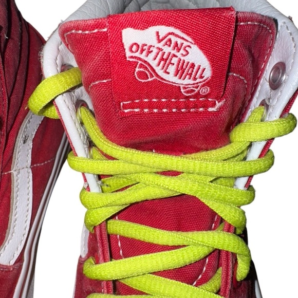 Vans Women’s Size 6.5/ Men’s Size 5 Red Canvas High-Top Sneakers - Picture 4 of 6